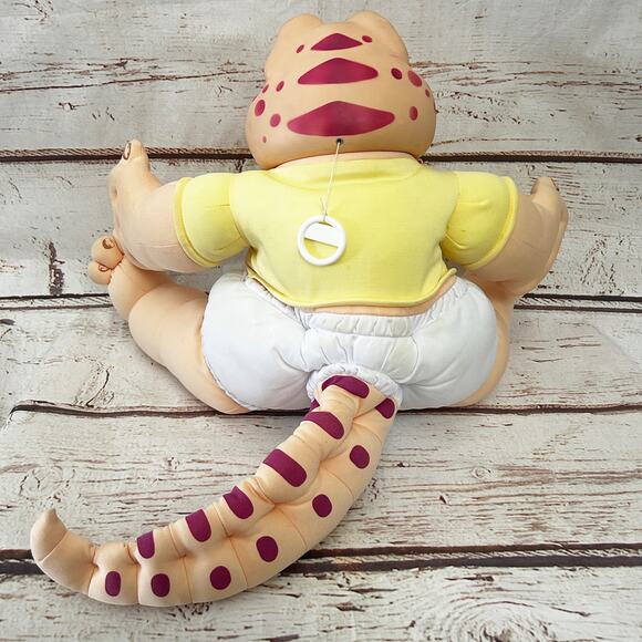 DISNEY Vintage 1991 Dinosaurs Talking Baby Sinclair Plush Doll - Picture 3 of 6